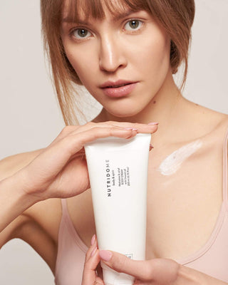 Crema corporal altamente hidratante para pieles secas con aceite de linaza Nutridome