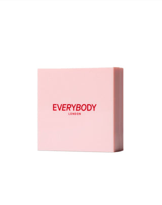 Colorete facial Be Yours en un tono rosa cobrizo de Everybody London - 3