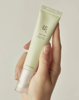 Rozjaśniająco-kojące serum do twarzy Light On Serum z witaminą C i wąkrotką azjatycką Beauty of Joseon_3