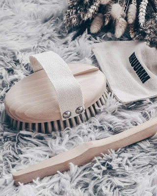 Cepillo de masaje corporal con fibra de agave y madera de haya con mango desmontable n.º 2 Hhuumm - 2