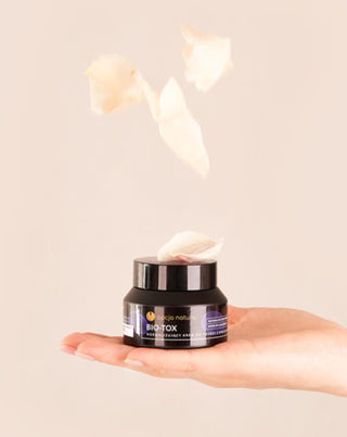 Crema normalizadora facial con ácido hialurónico para imperfecciones Opcja Natura_2 - 2