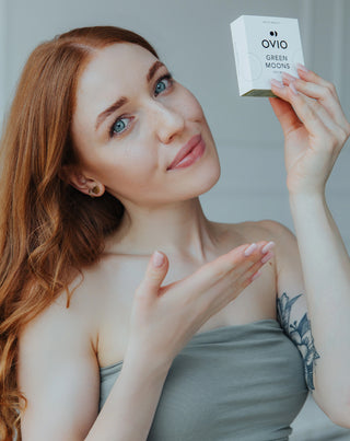 Lentillas mensuales de color verde con rayas plateadas sin graduar Green Moons nº 3 Ovio - 2