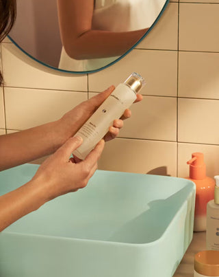 Sérum líquido exfoliante Glow On para las imperfecciones y para mejorar el tono de la piel Health Labs Care - 2