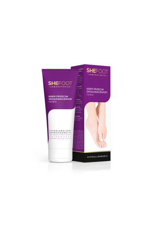 Crema anticallos con manteca de karité, ácido glicólico y vitamina E SheFoot