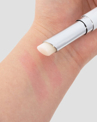 Pintalabios que cambia de color con ácido hialurónico y vitamina E Aggie - 2