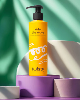 Acondicionador emoliente para cabello rizado con rosa y aceite de cáñamo Twisty