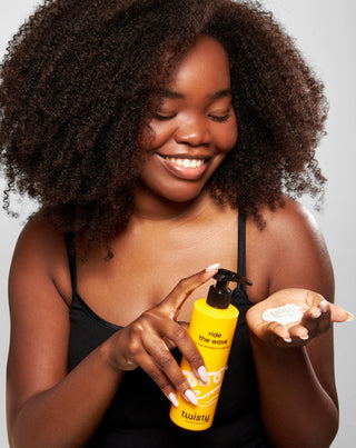 Acondicionador emoliente para cabello rizado con rosa y aceite de cáñamo Twisty