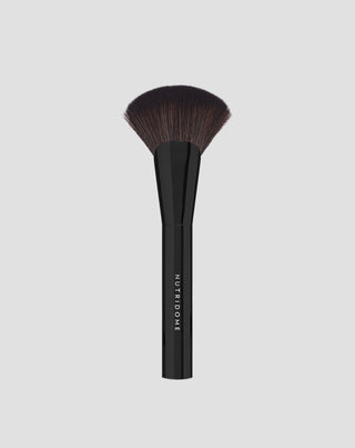 Brocha multifunción para bronceador, colorete e iluminador con cerdas planas Nutridome