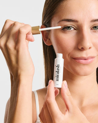 Acondicionador de pestañas que alarga, espesa y oscurece las pestañas en 28 días Miralash - 2