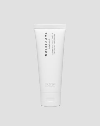 Crema de pies suavizante Nutridome con urea y manteca de karité - 1
