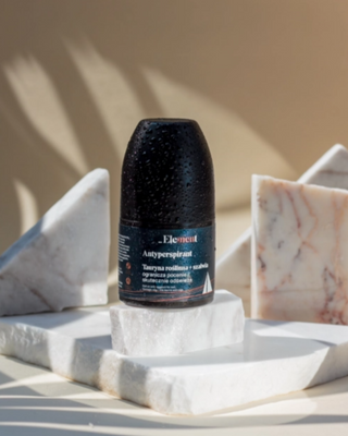 Antitranspirante roll-on para hombre con aroma a pachulí, jazmín y pomelo Element Men - 2