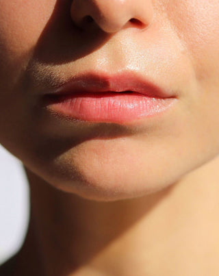 Bálsamo labial de fresa para realzar el color de los labios y añadir brillo Auna - 3