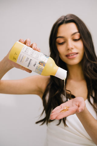 Champú nutritivo para cabello rizado con aroma a melón maduro y aloe vera so!flow - 2