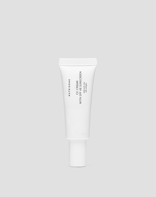 CC crema facial opaca SPF 48 con colágeno y aceites naturales 02 Light Beige Nutridome