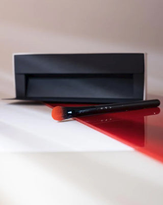 Brocha para contornear con cerdas planas dobles para una mayor precisión nº 6 Say Makeup