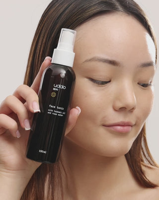 Tónico facial con aceite de tsubaki y agua de rosas Uddo - 2