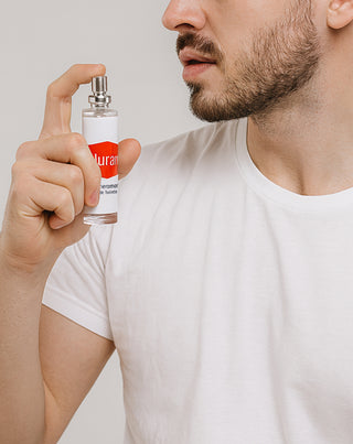 Feromonas masculinas fuertes en forma de perfume que potencian la atracción de las mujeres Alluramin