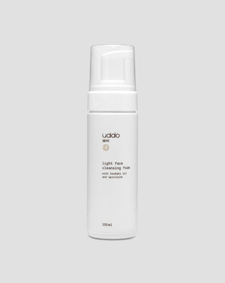 Espuma facial limpiadora con espirulina y aceite de tsubaki Uddo