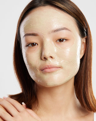 Mascarilla facial con arcilla blanca, aceite de tsubaki y vitamina E Uddo